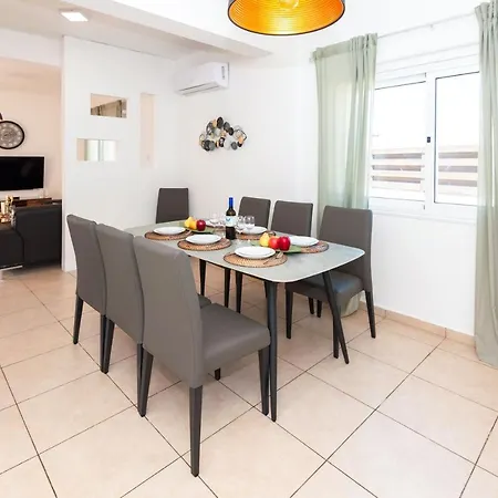 White Star - 100m From Serena Casa vacanze *