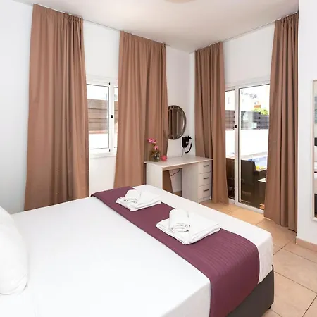 White Star - 100m From Serena Casa vacanze