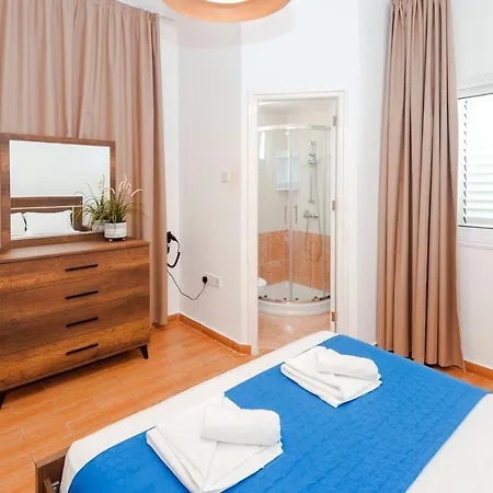 White Star - 100m From Serena Casa vacanze Protaras