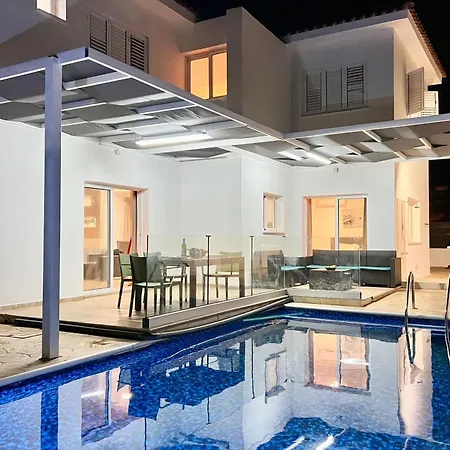 White Star - 100m From Serena Casa vacanze